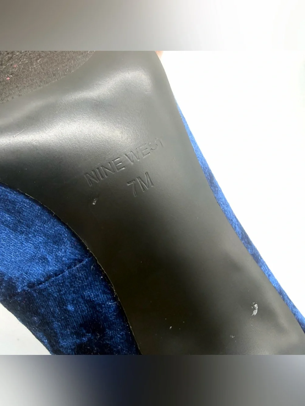 Nine West 7M Blue Velvet Stiletto Pointed Toe Pumps for Women Slip On Solid